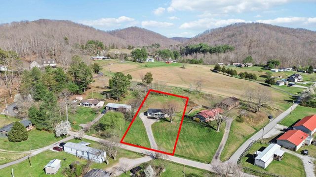 41 Valentine Branch Road, Cannon, KY 40923