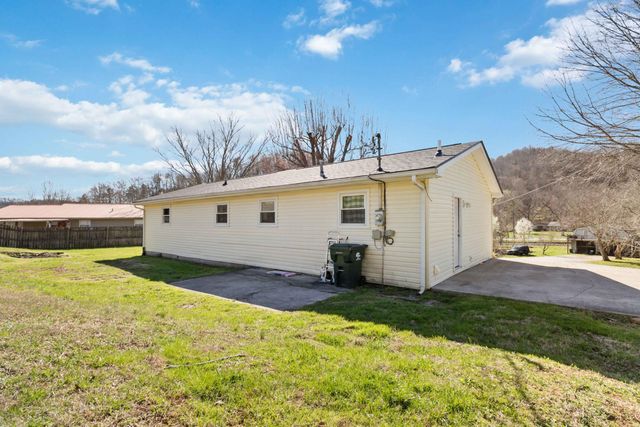 41 Valentine Branch Road, Cannon, KY 40923