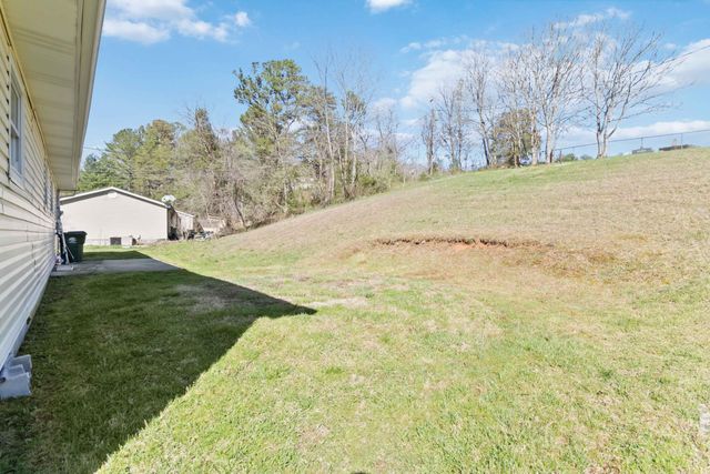 41 Valentine Branch Road, Cannon, KY 40923