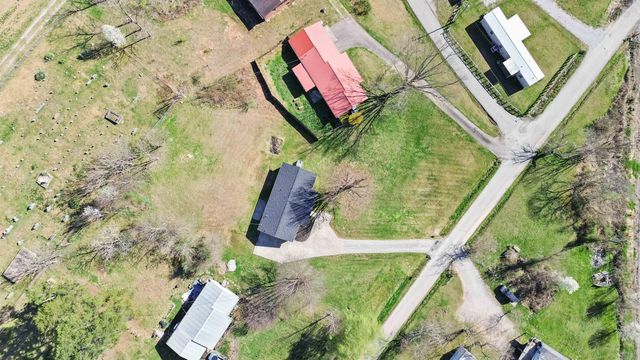 41 Valentine Branch Road, Cannon, KY 40923