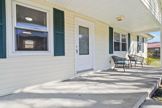 41 Valentine Branch Road, Cannon, KY 40923