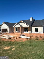 8188 Sandy Cross Road, Carnesville, GA 30521