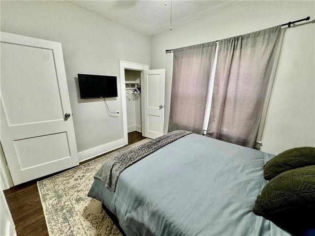 618 SE Miller Street, Lee's Summit, MO 64063