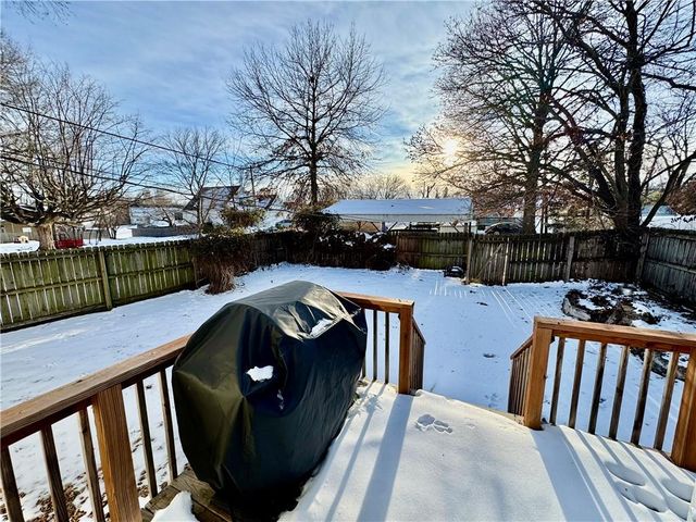 618 SE Miller Street, Lee's Summit, MO 64063