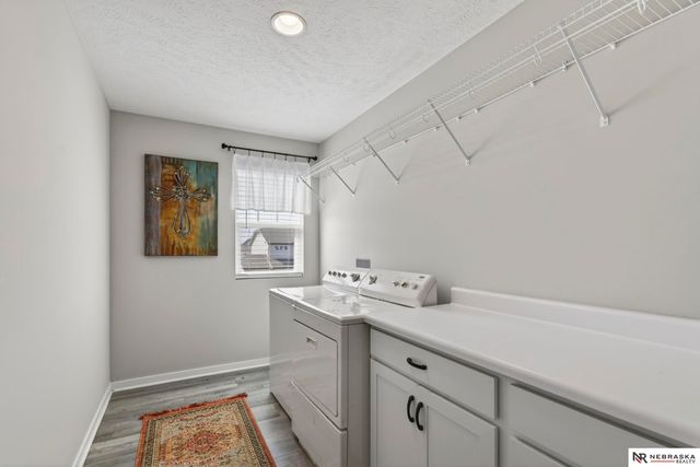 21356 H Street, Omaha, NE 68022