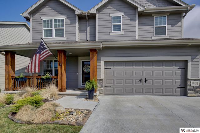 21356 H Street, Omaha, NE 68022