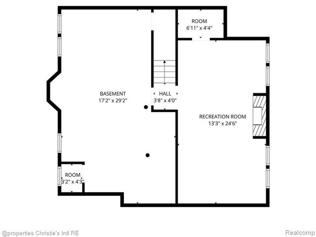 285 Mcmillan Road, Grosse Pointe Farms, MI 48236