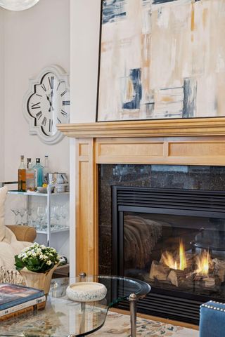 317 Groveland Avenue 712, Minneapolis, MN 55403