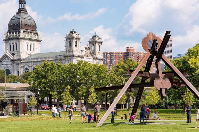 317 Groveland Avenue 712, Minneapolis, MN 55403