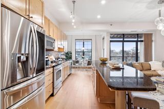 317 Groveland Avenue 712, Minneapolis, MN 55403