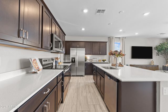 24047 W PUEBLO Avenue, Buckeye, AZ 85326