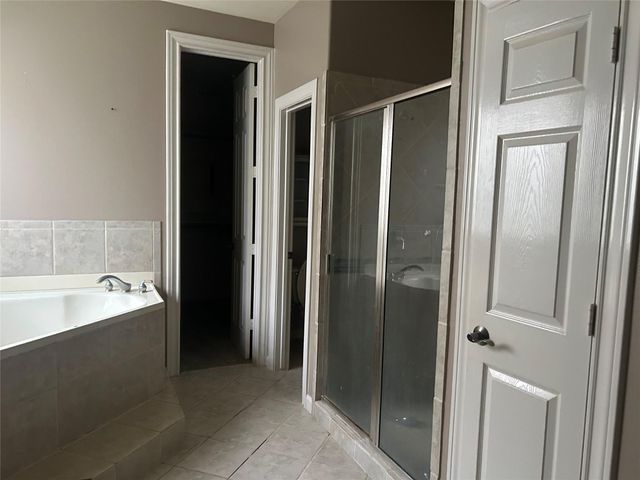 15514 Stone Gables Lane, Houston, TX 77044