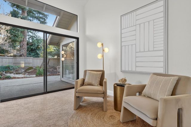 11474 Round House Ct, Gold River, CA 95670