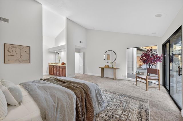 11474 Round House Ct, Gold River, CA 95670