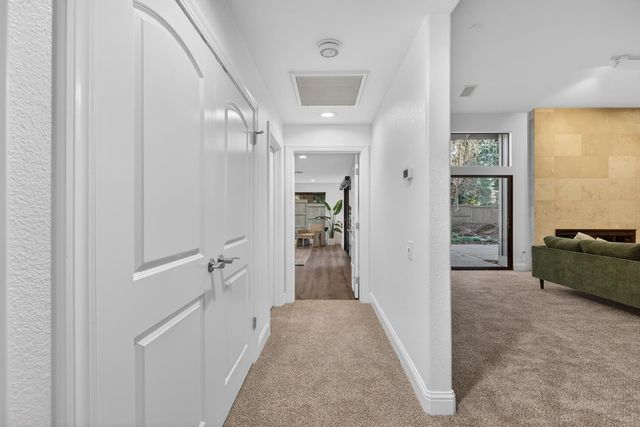 11474 Round House Ct, Gold River, CA 95670