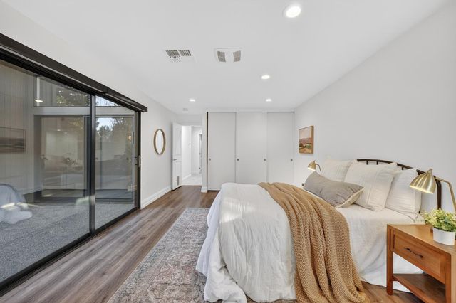 11474 Round House Ct, Gold River, CA 95670