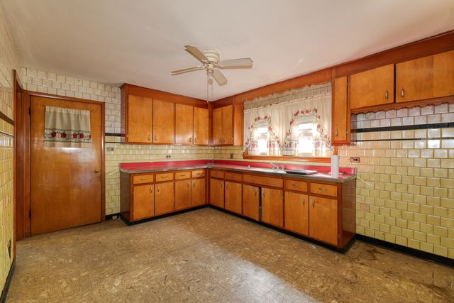 5337 S Springfield Avenue, Chicago, IL 60632