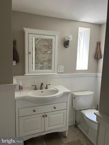 210 GRAYLING AVE, Narberth, PA 19072