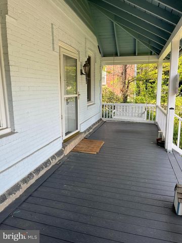210 GRAYLING AVE, Narberth, PA 19072