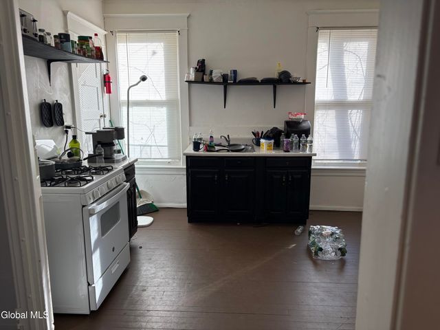 499 Delaware Avenue, Albany, NY 12209