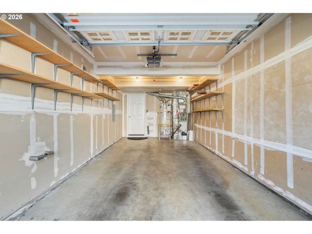 22070 Sw GRAHAMS FERRY Rd, Tualatin, OR 97062