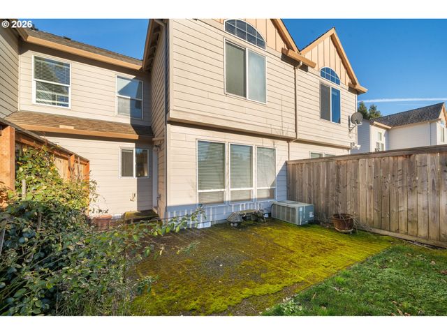 22070 Sw GRAHAMS FERRY Rd, Tualatin, OR 97062