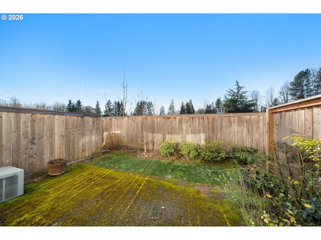 22070 Sw GRAHAMS FERRY Rd, Tualatin, OR 97062
