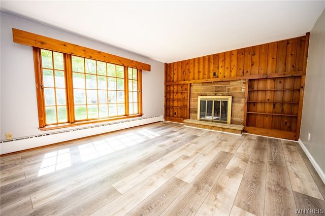 45 James Place, Orchard Park, NY 14127