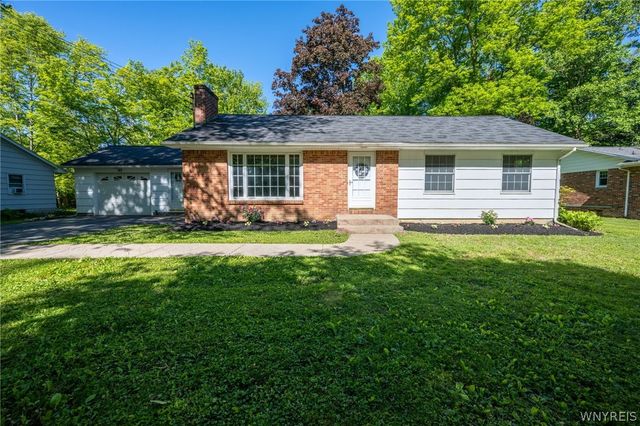45 James Place, Orchard Park, NY 14127