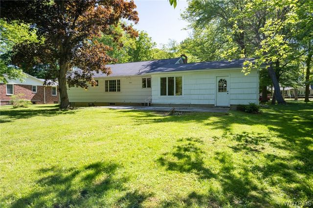 45 James Place, Orchard Park, NY 14127
