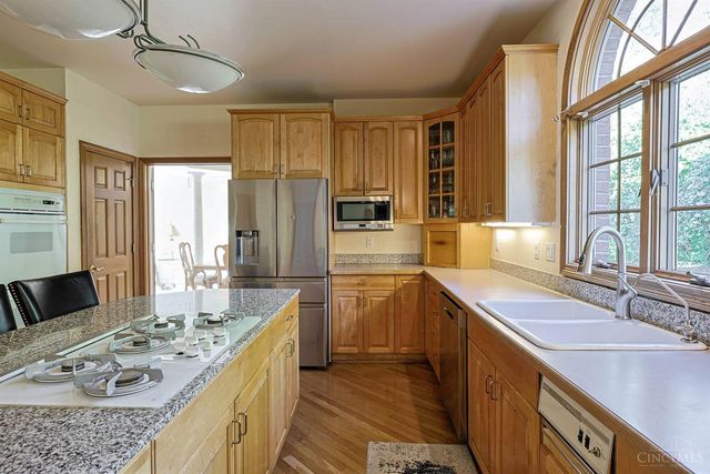 8485 Deer Path, West Chester, OH 45069