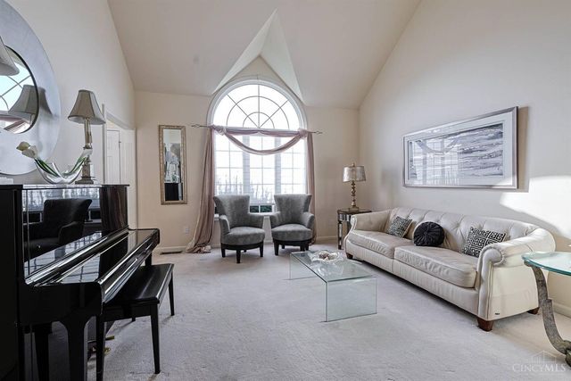 8485 Deer Path, West Chester, OH 45069