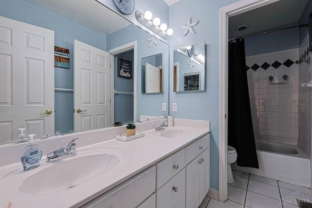 8485 Deer Path, West Chester, OH 45069