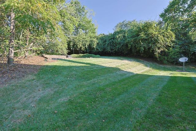 8485 Deer Path, West Chester, OH 45069