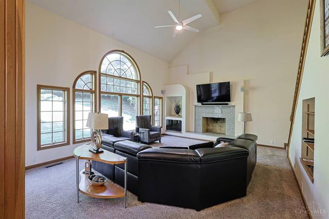 8485 Deer Path, West Chester, OH 45069