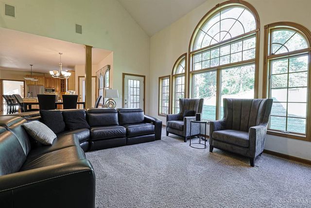8485 Deer Path, West Chester, OH 45069
