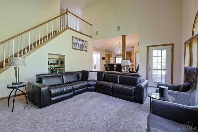 8485 Deer Path, West Chester, OH 45069