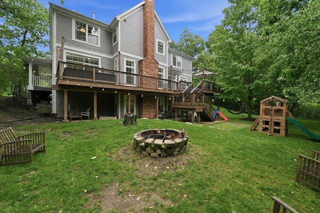 8000 Cripple Creek Drive, Long Grove, IL 60047