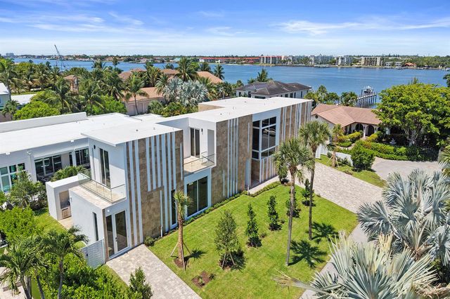 824 W Marbella Lane, Lantana, FL 33462