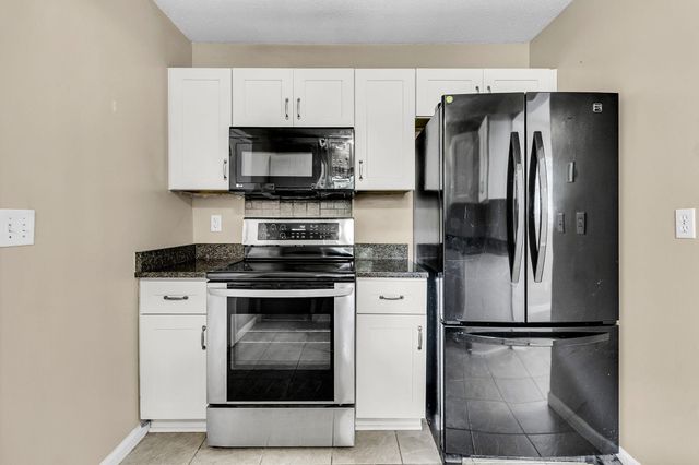 103 Keenan Avenue, Goose Creek, SC 29445