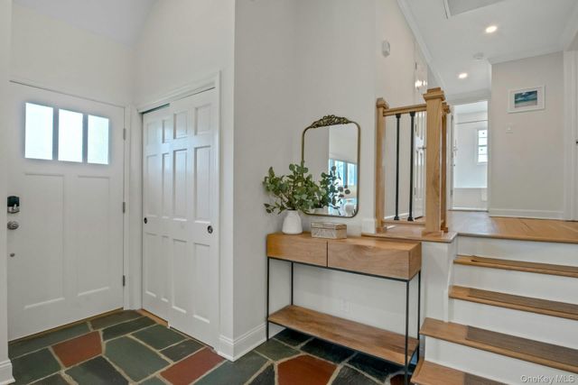 88 Marion Drive, New Rochelle, NY 10804