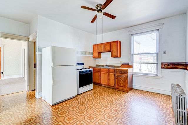 2345 S Central Avenue, Cicero, IL 60804