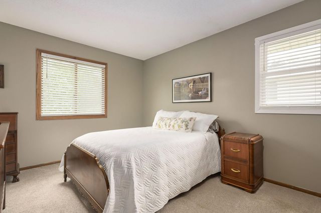 1794 17th Avenue NW, New Brighton, MN 55112