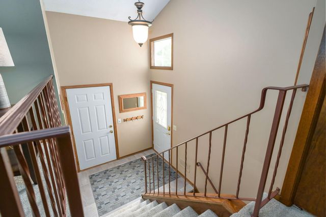 1794 17th Avenue NW, New Brighton, MN 55112