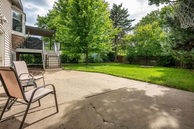 1794 17th Avenue NW, New Brighton, MN 55112