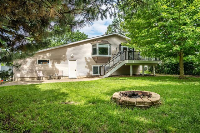 1794 17th Avenue NW, New Brighton, MN 55112
