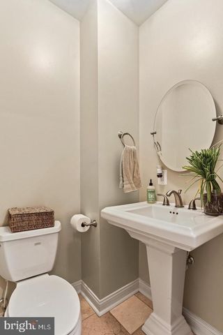 2507 FLEET ST, Baltimore, MD 21224