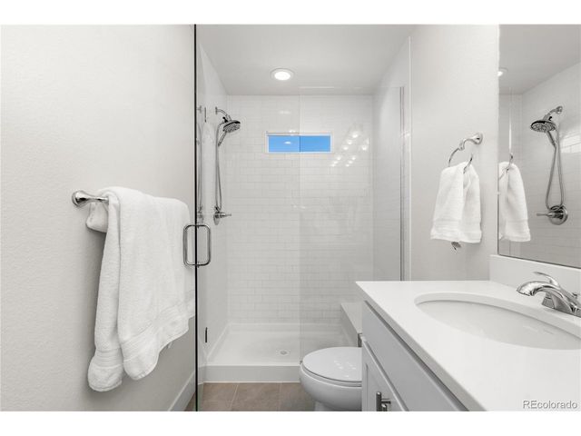 7856 W 43rd Pl, Wheat Ridge, CO 80033