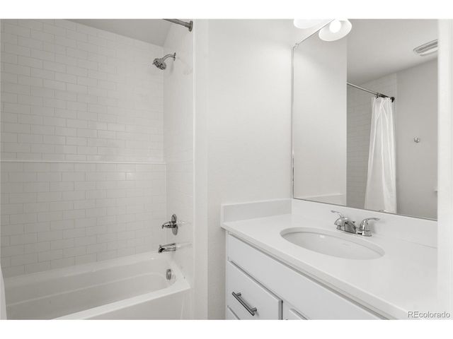 7856 W 43rd Pl, Wheat Ridge, CO 80033