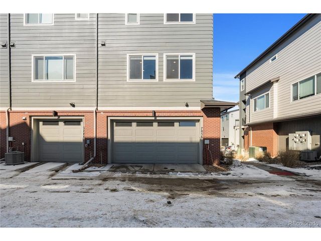 7856 W 43rd Pl, Wheat Ridge, CO 80033